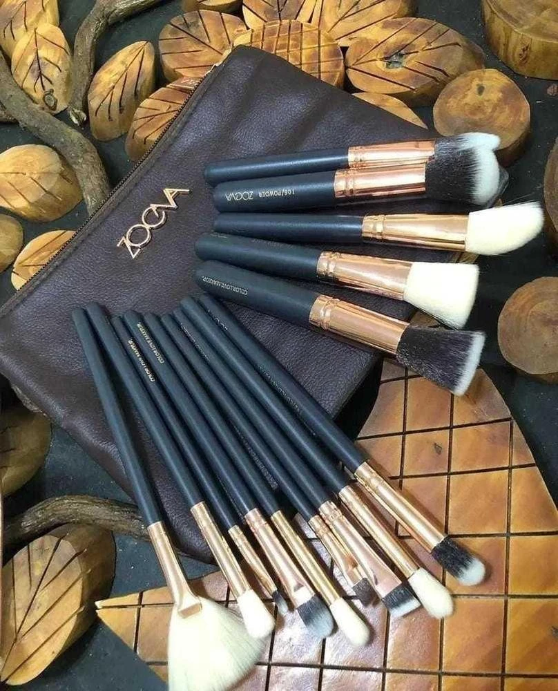 Makeup Brushes Set - Pack Of 15